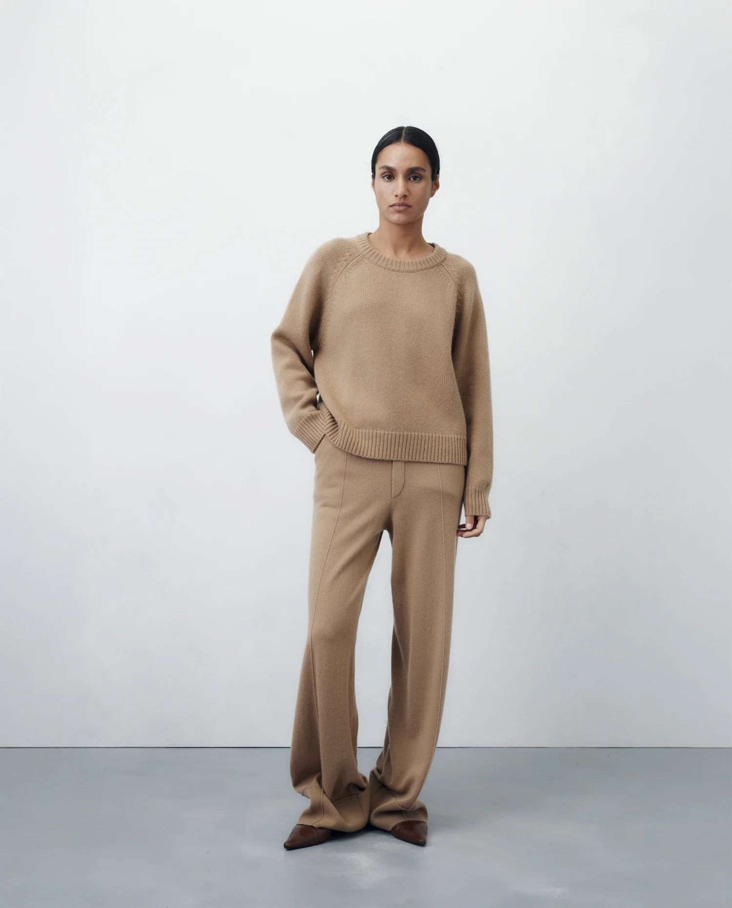 Woll-Mischung Hose in Beige - Image 11