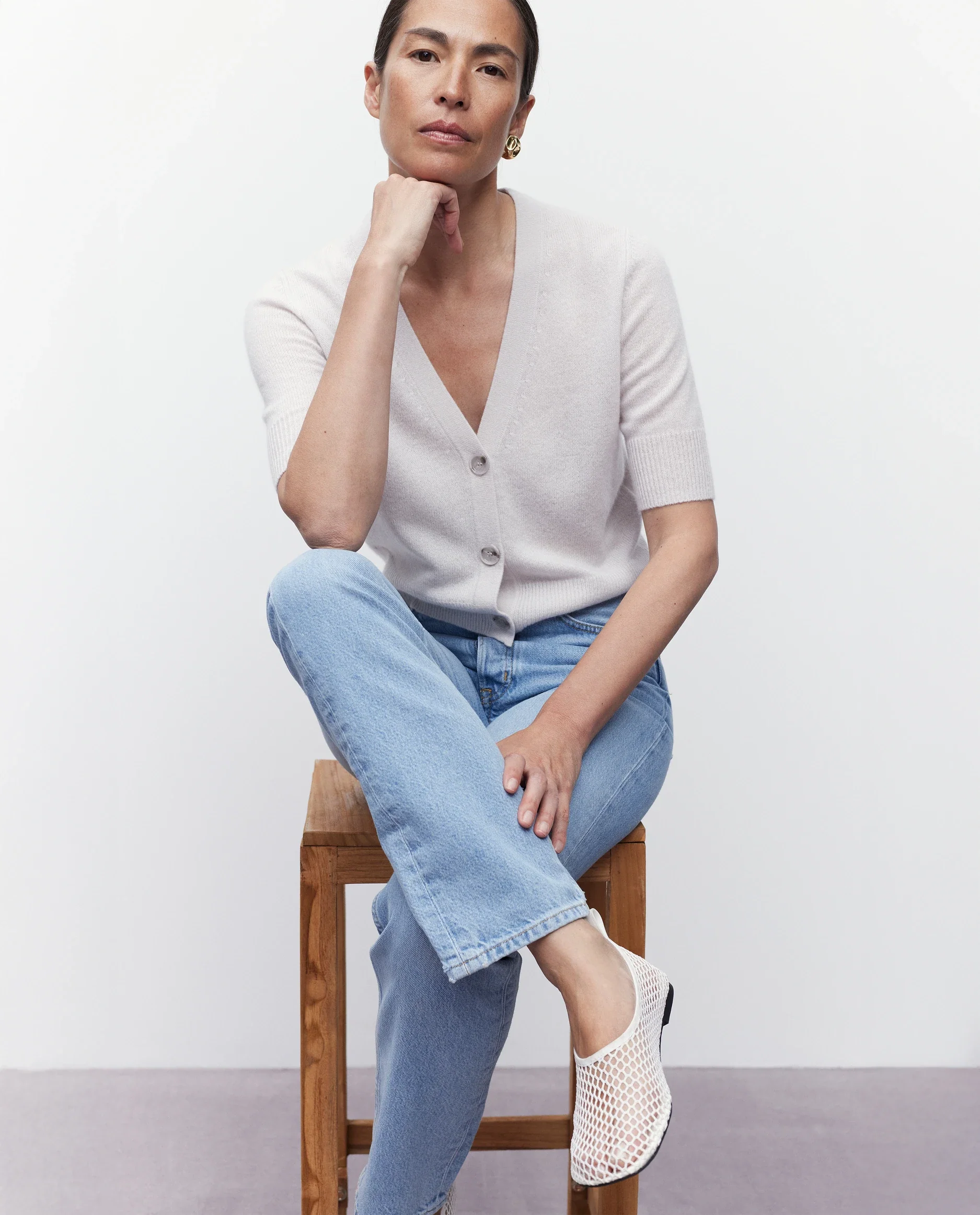 Cashmere Strickjacke in Grau - Image 6