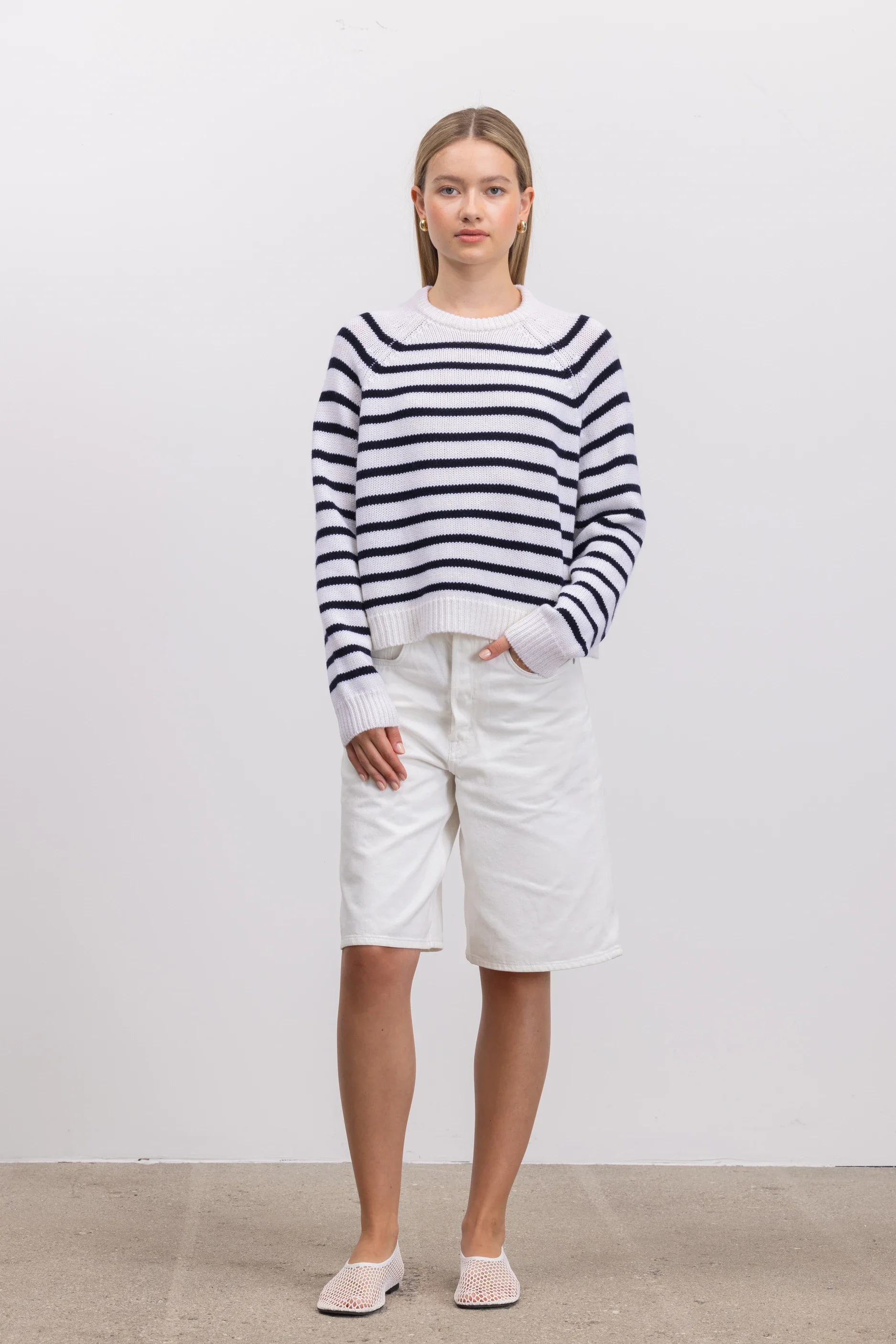 Woll-Mischung Pullover in Weiß - Image 7