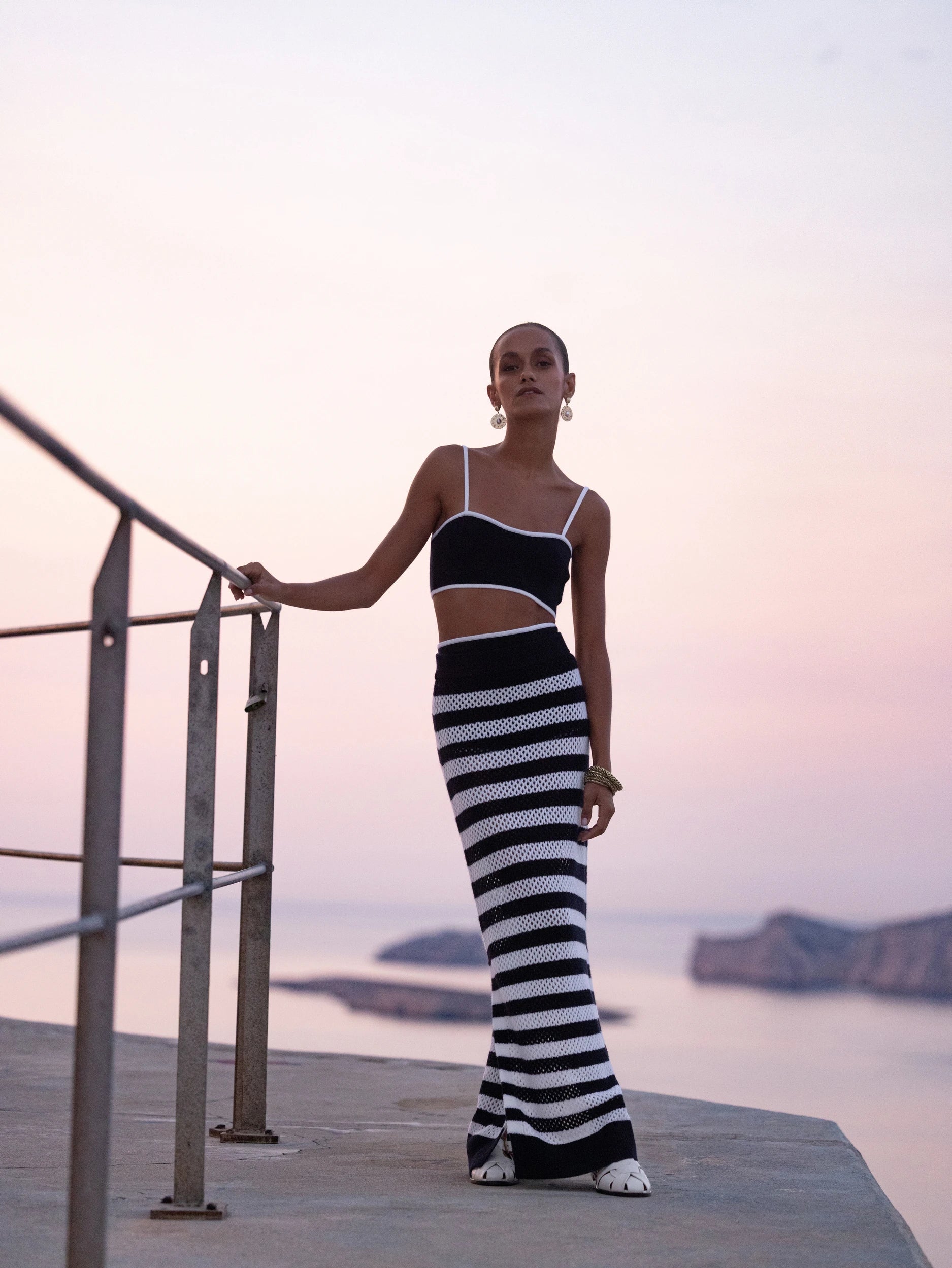 Cashmere Top in Navy - Image 5